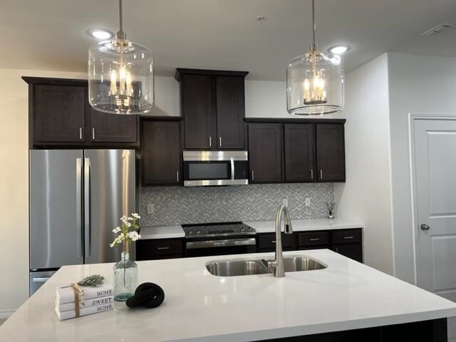 Building Photo - 9907 Borna Dr