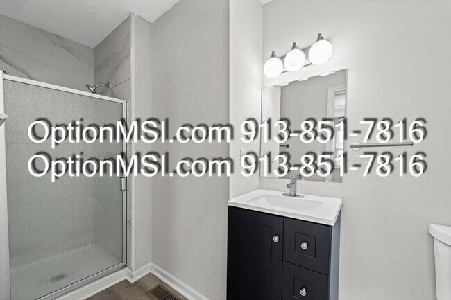 Building Photo - Newly Remodeled 3-Bedroom Home in Kansas C...