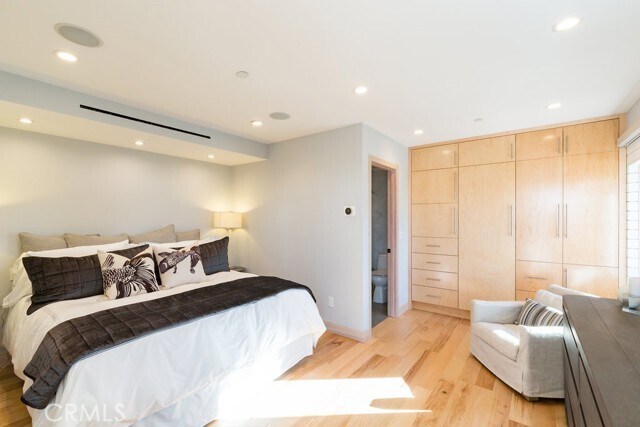 Building Photo - 814 Monterey Blvd