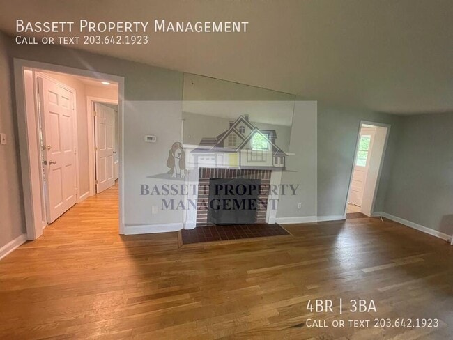 Building Photo - 135 Evergreen Ave
