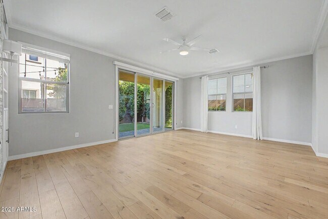 Building Photo - 3 Bedroom 3 Bathroom Recker Pointe Home