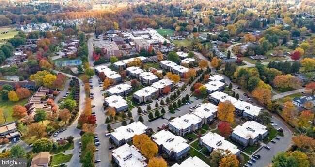 Building Photo - 3198 Old Post Dr