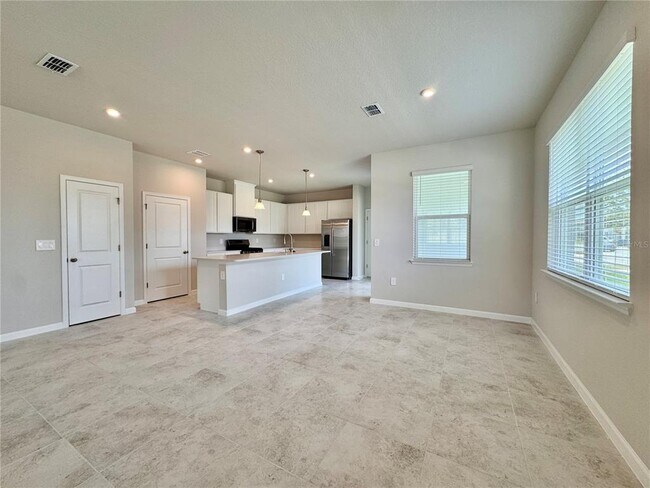 Building Photo - 3753 Isle Royal Place