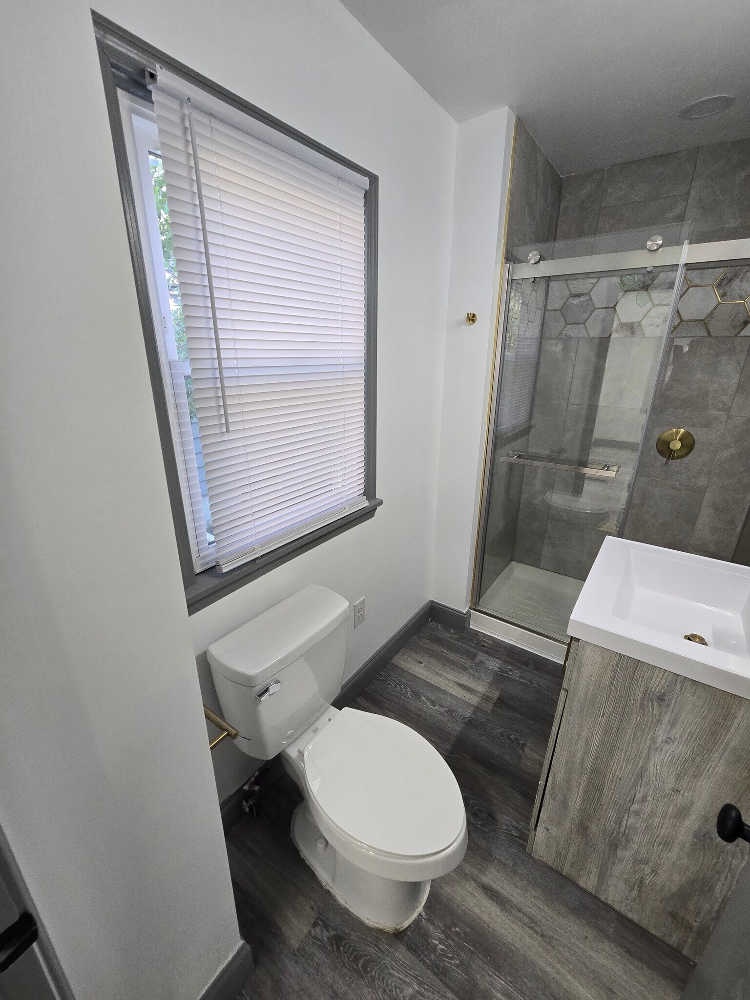 Building Photo - 1056 Geers Ave