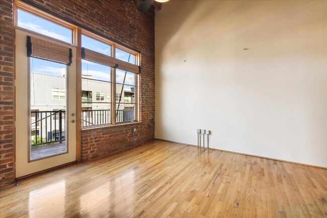 Building Photo - 2960 Inca St