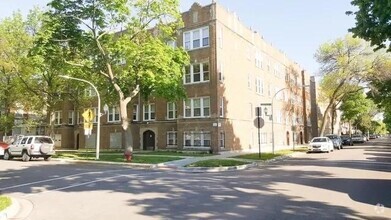 Building Photo - 4306 W Shakespeare Ave