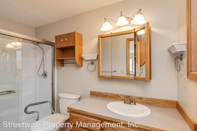 Building Photo - 3 br, 2 bath House - 7849 SW Champion Ct