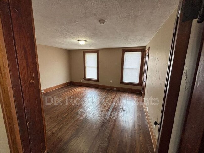 Building Photo - 155 Gordon Ave