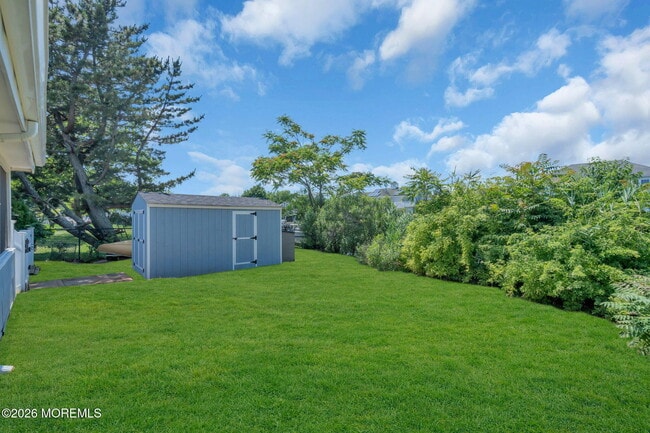 Building Photo - 10 Harbour Way