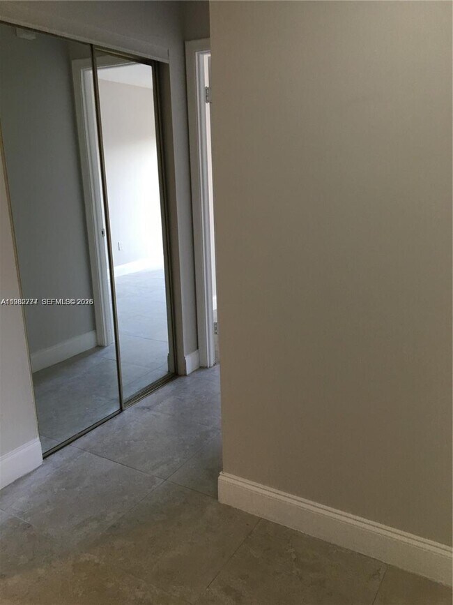 Building Photo - 7765 SW 86th St