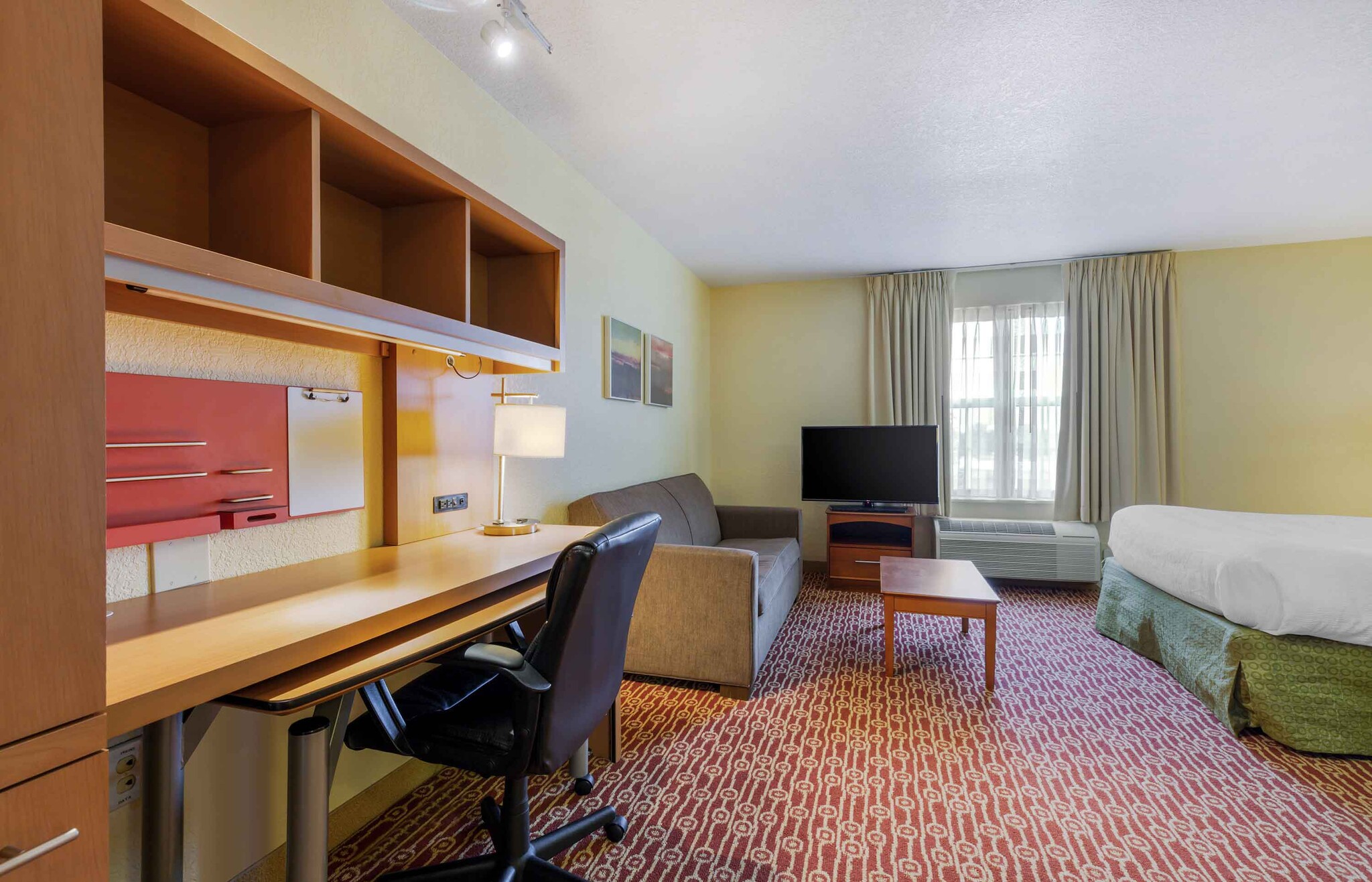 Building Photo - Furnished Studio-Chantilly - Dulles