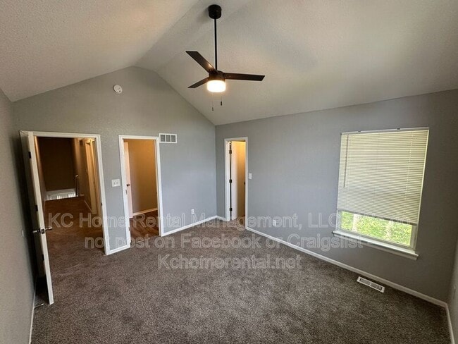 Building Photo - 503 SW 4 St