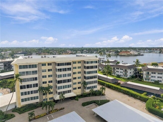 Building Photo - 3410 Gulf Shore Blvd N