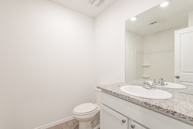 Building Photo - 419 Filibusters Trl, San Antonio, TX