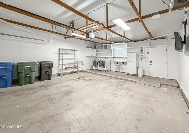 Building Photo - 2829 Shoreview Cir