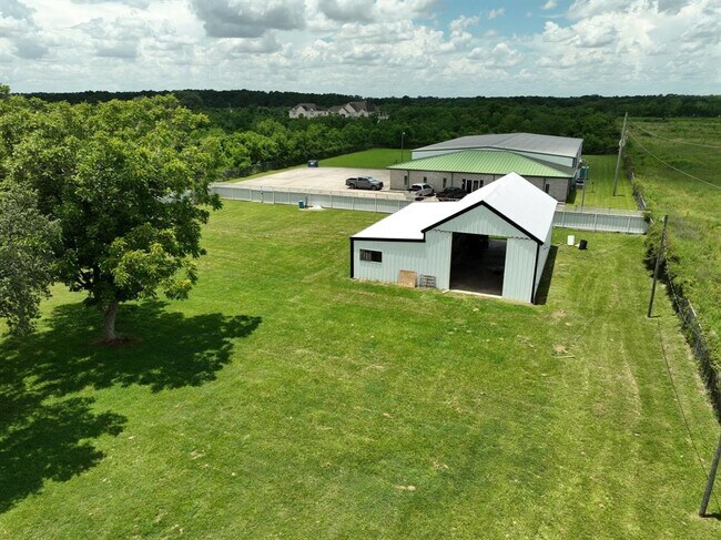 Building Photo - 16435 Telge Rd
