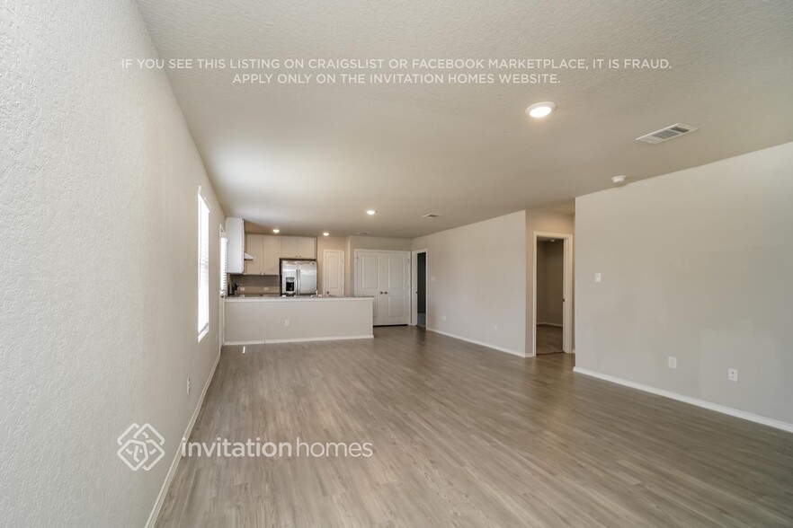 Building Photo - 170 Pasadena Pl