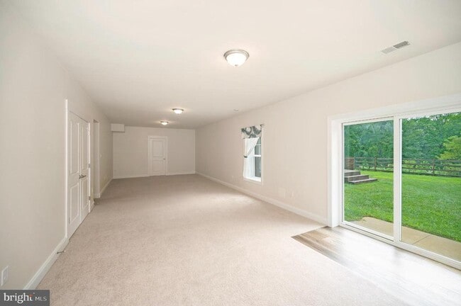 Building Photo - 2211 Camp Geary Ln