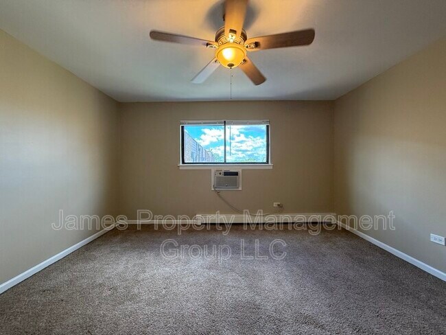 Building Photo - 8923 Knight Ave