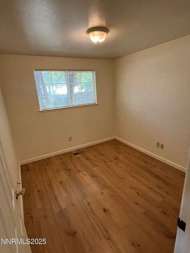Building Photo - 1501 Gault Way
