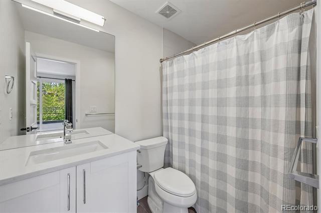 Building Photo - 4018 Zuni St