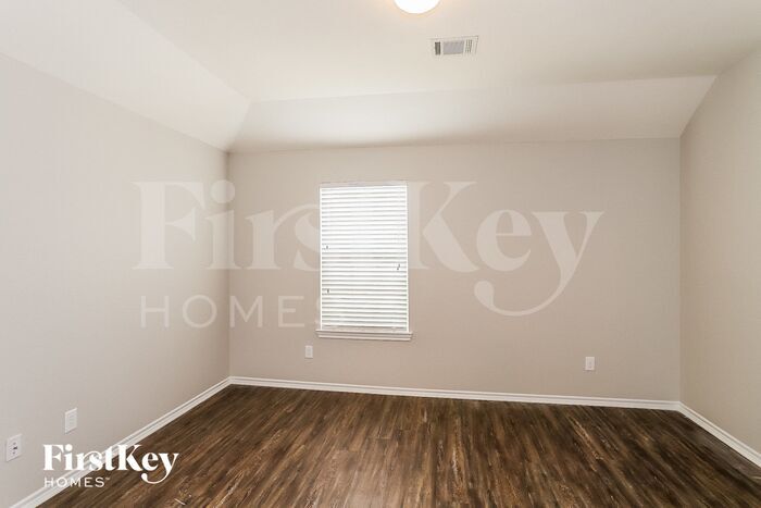 Building Photo - 3410 Bainbridge Hill Ln