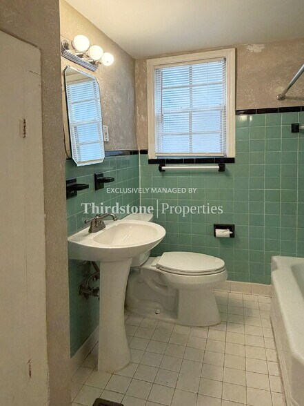 Building Photo - 2660 Gale Ct