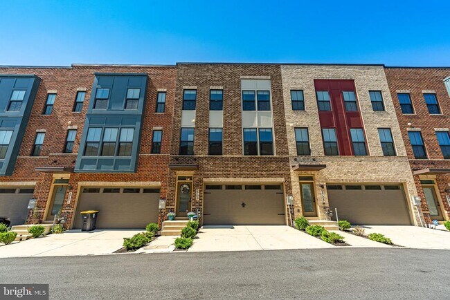 Building Photo - 2705 Evansgreen Dr