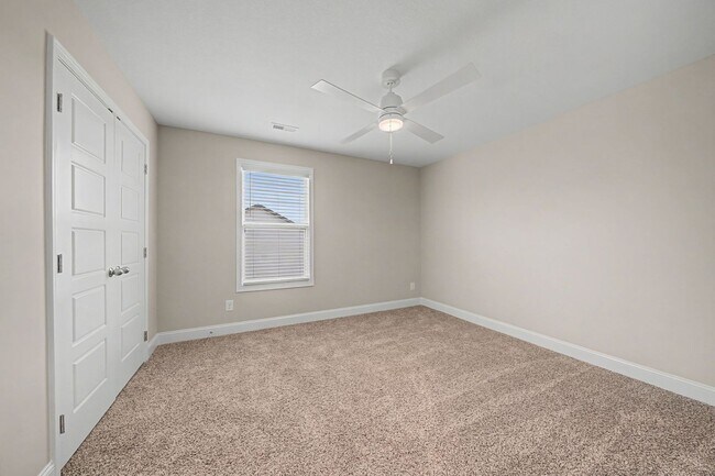 Building Photo - 366 Galway Dr