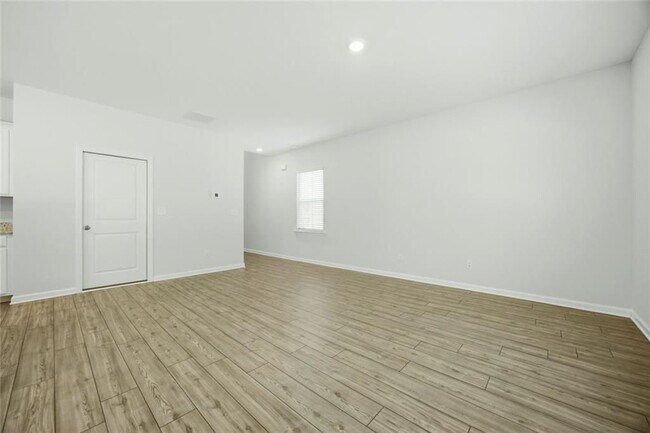 Building Photo - 111 Horned Owl Ave