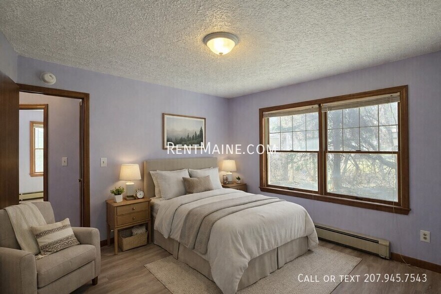 Building Photo - 10 Hartley St