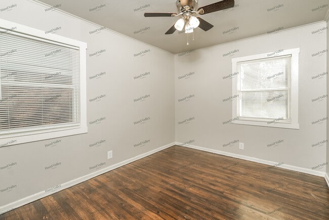 Building Photo - 7926 E 27th Ct