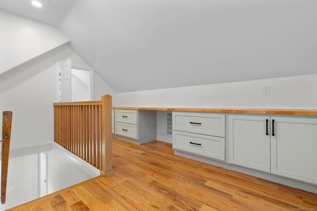 Building Photo - 48A E Pembroke Rd