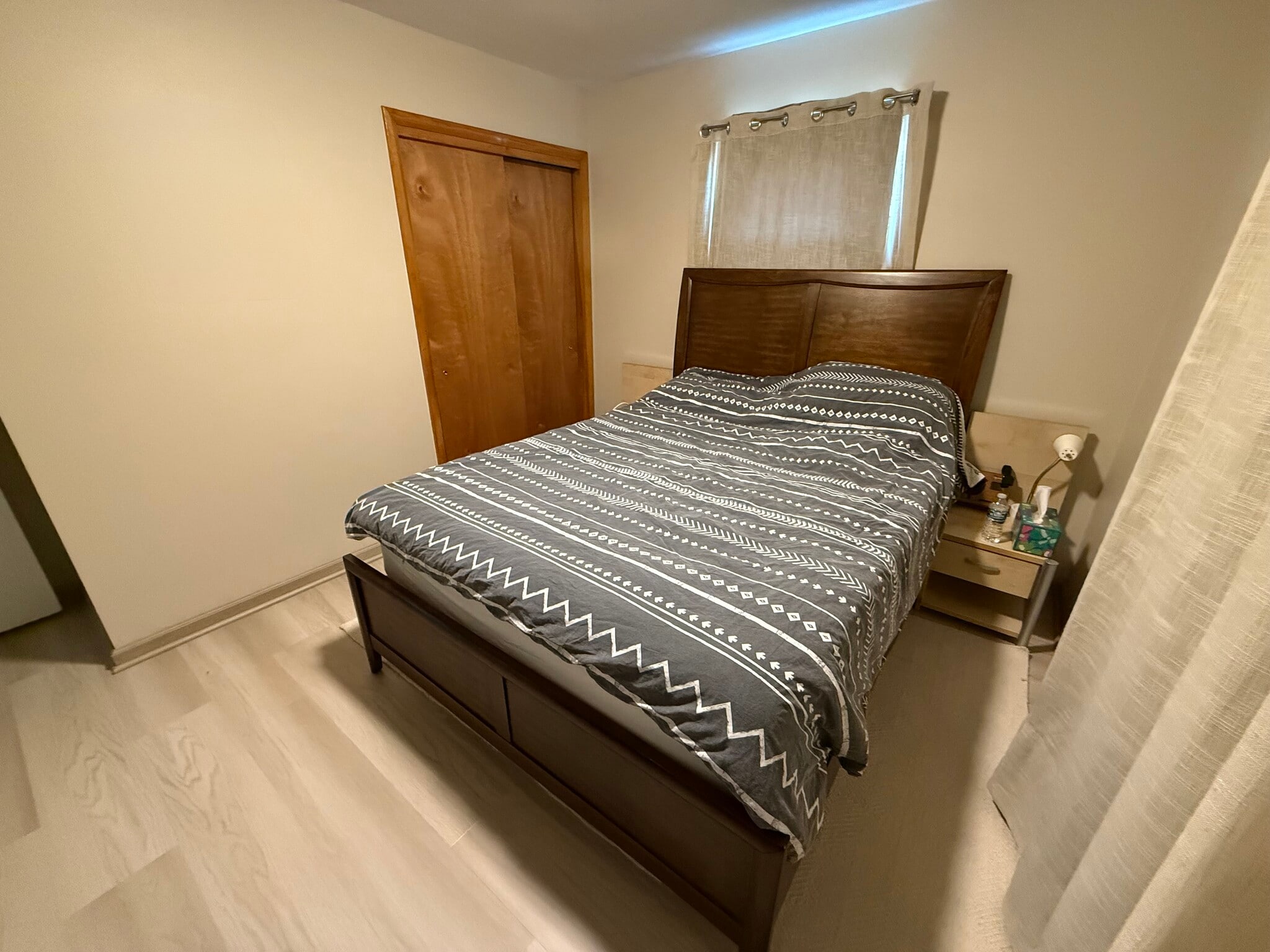 Building Photo - 536 S 74th St