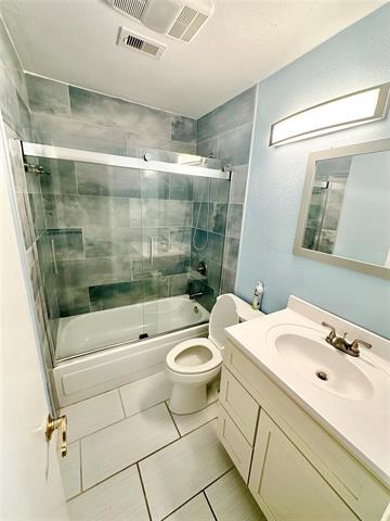 Building Photo - 7401 Canoga Cir