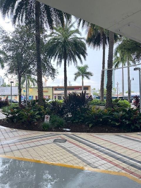 Building Photo - 7135 Collins Ave