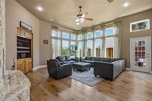 Building Photo - 9024 Bottlebrush Ln