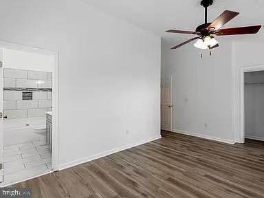 Building Photo - 10400 Vista Gardens Dr