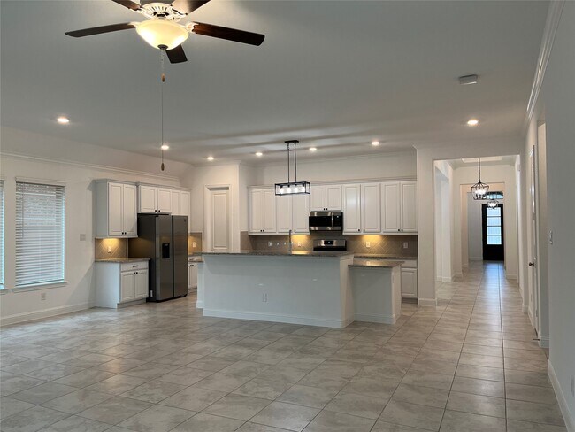 Building Photo - 28226 Whitmore Bend Dr