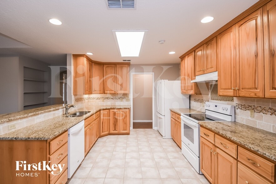 Building Photo - 630 London Morning Ct