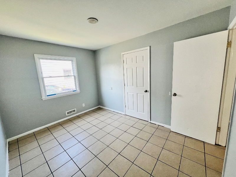 Building Photo - 5834 N 64th St