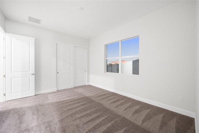 Building Photo - 5164 Liberty Ln