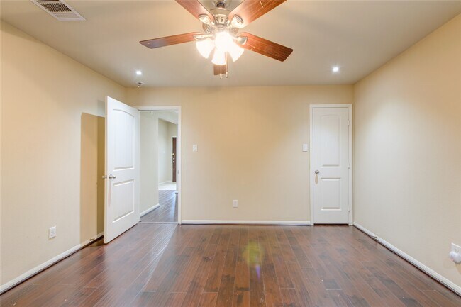 Building Photo - 9322 Limestone Ranch Ln