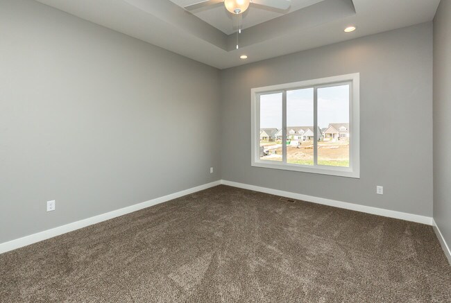 front bedroom - 615 SE Tallgrass Ln