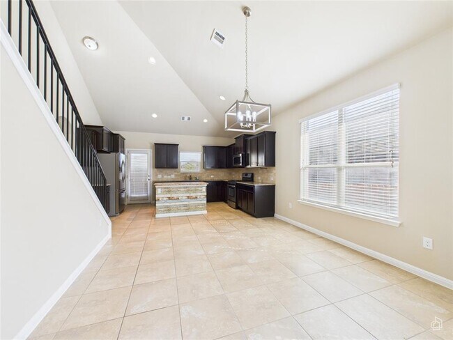 Building Photo - 16424 Pienza Dr