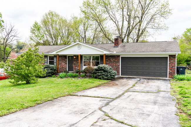 Primary Photo - 4200 Crestfield Rd