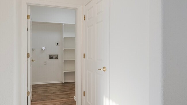 Building Photo - 8823 Mission Brk