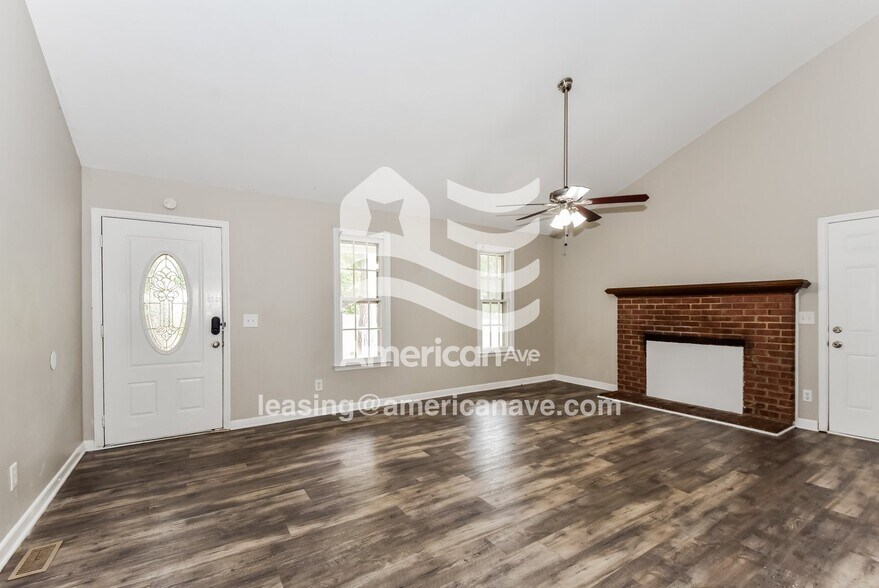 Building Photo - 325 Greensprings Dr