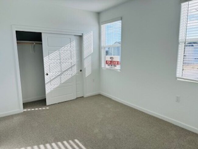 Building Photo - $500 Move In Bonus $2,850 Clovis & Shepherd 4 Bedroom Home, Solar Panels, New Construction - Plum...