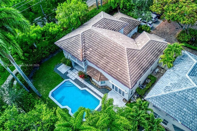 Building Photo - 5701 SW 85th St